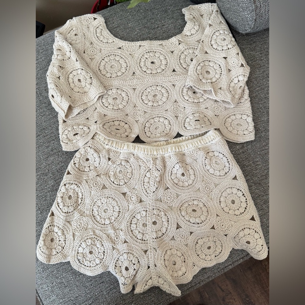 New Never Worn Crochet Crop Top and lined Shorts SET  SIZE Medium